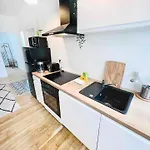Apartment Le Philibert : 50m², 4 Prs, 2 Ch : Proche Gare *