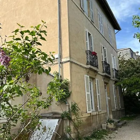 Le Philibert : 50m², 4 Prs, 2 Ch : Proche Gare Apartment Dijon