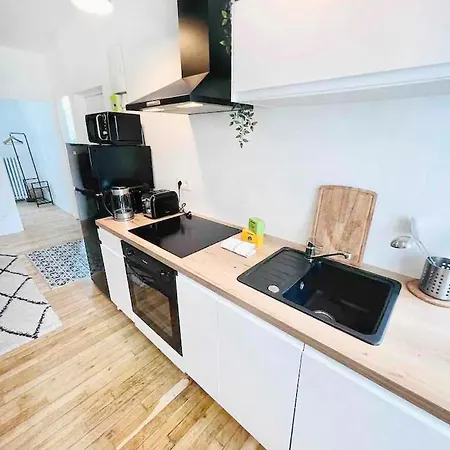 Apartment Le Philibert : 50m², 4 Prs, 2 Ch : Proche Gare *